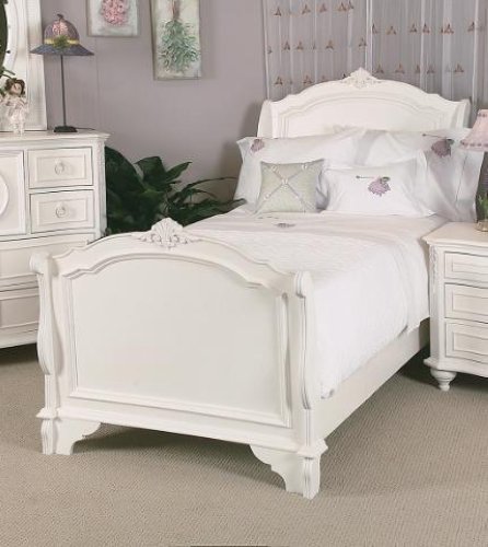 Enchantment Antique Off White Full Sleigh Bed Furniture