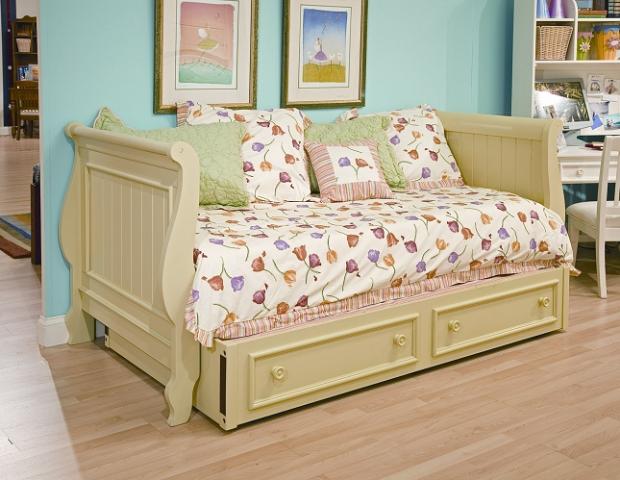Summer Breeze Seafoam Green Youth Daybed Sets~Furniture