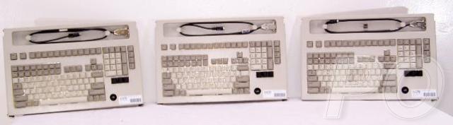 LOT 3 KEYBOARD P/N 979-0067 CODAR TECH