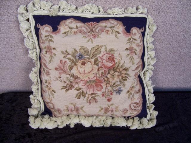 BEAUTIFUL COMPLETED VINTAGE NEEDLEPOINT Pillow FLORAL