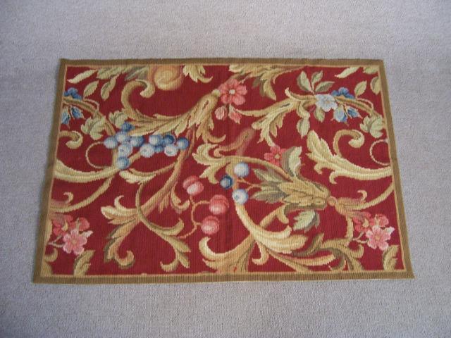 New FLORAL Needlepoint HAND EMBROIDERY WOOL Rug FLOWERS