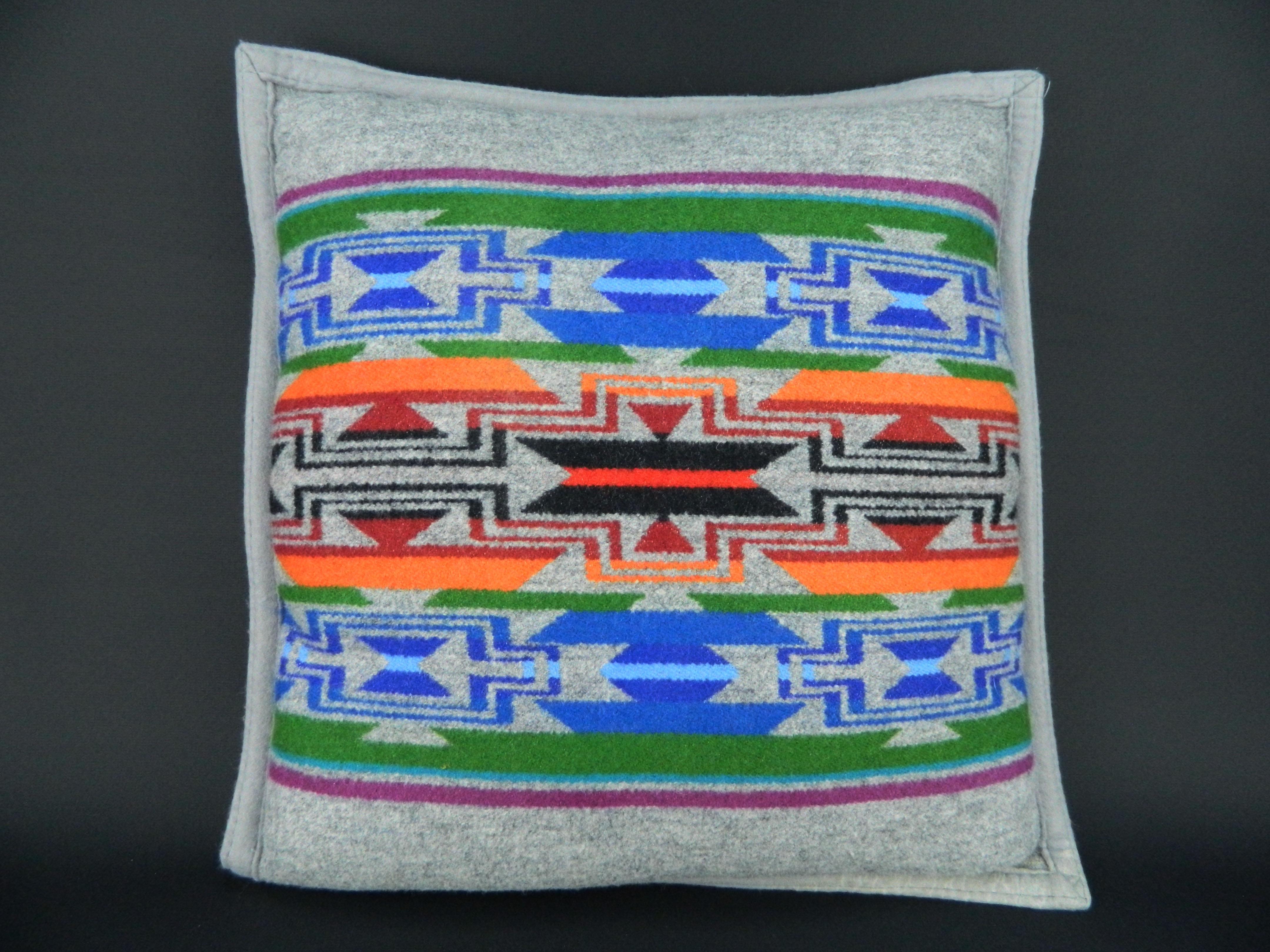 Pendleton Beaver State Multicolor Southwestern Aztec Wool Throw